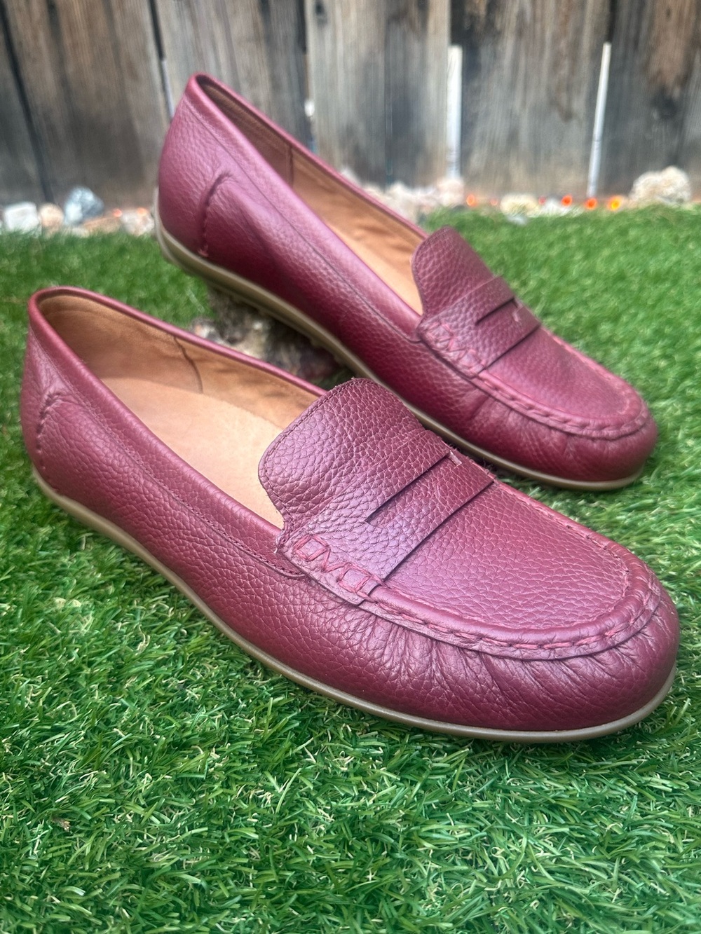 Vionic Burgundy Pebbled Leather Penny Loafers